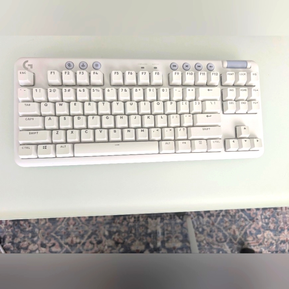 Logitech G715 Aurora Collection Tactile Keyboard RGB
